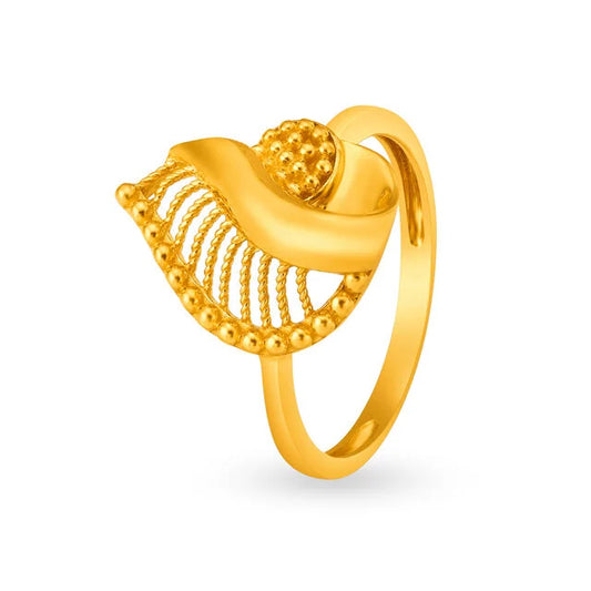 Regal Paisley 22 Karat Gold Finger Ring