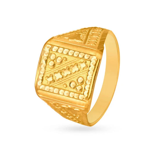 Elaborate 22 Karat Yellow Gold Square Finger Ring