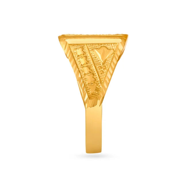 Elaborate 22 Karat Yellow Gold Square Finger Ring