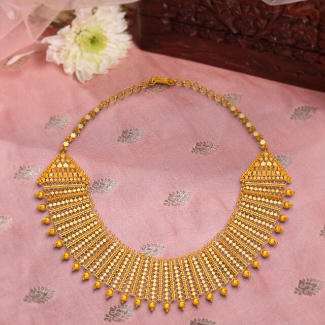 Enticing Chandan Necklace