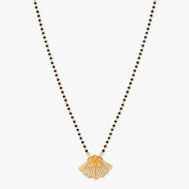 Shell-Shaped Gold Mangalsutra