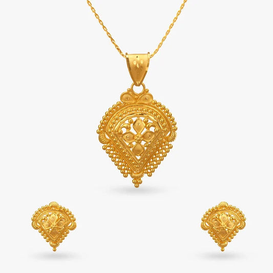 Floral Grandeur Gold Pendant and Earrings Set