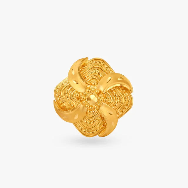 Floral Majesty Gold Finger Ring