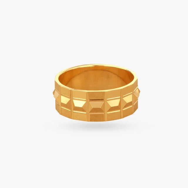 Sculpted Perfection Gold Finger Ring for Men