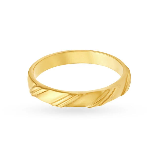 Minimalist 22 Karat Yellow Gold Ridged Finger Ring